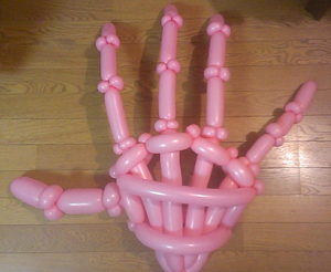 動く手を作ろう